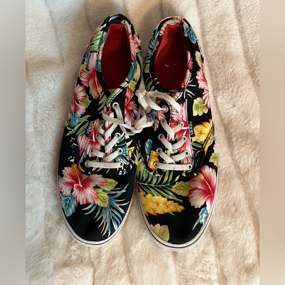 Vans Womens 8.5 Sneakers Tropical Black Red Floral Classic Spring School Lace Up